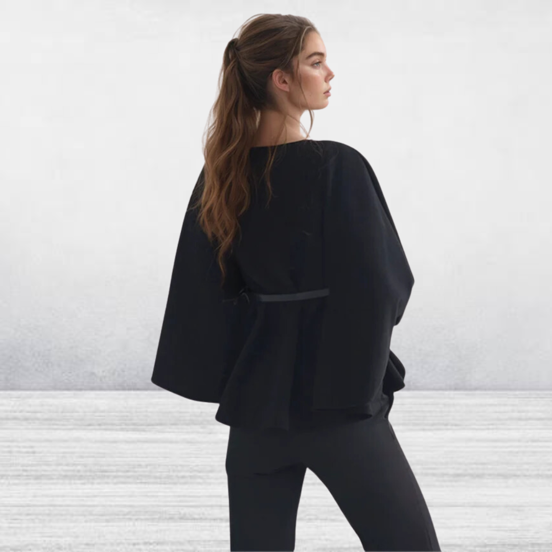 Avere | Elegant Cape Coat With Belt